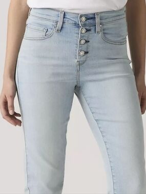 Women's Levis Crystal Buttons High-Rise Slim Straight Jeans Size 31x32 NWT